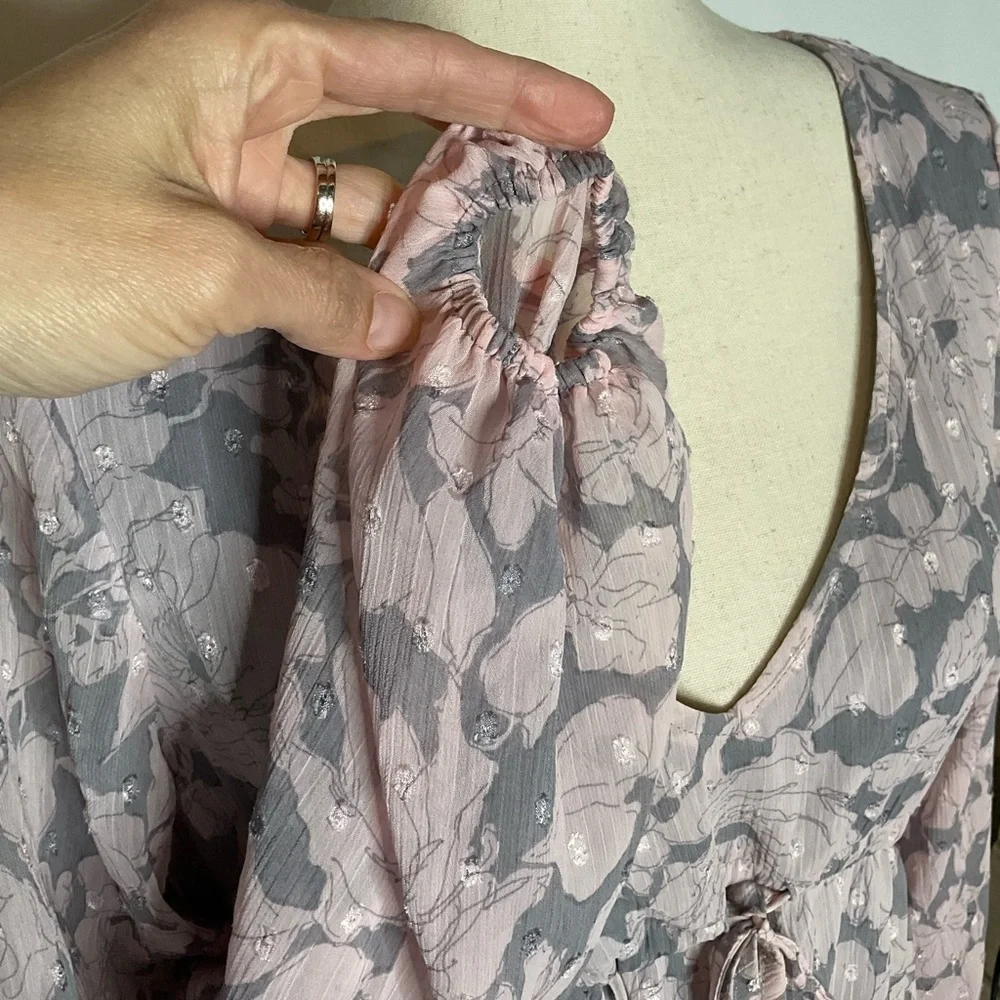 Lovestitch Pink & Grey Floral Balloon Sleeve V-Neck Tiered Maxi Dress Size Med - Picture 7 of 12